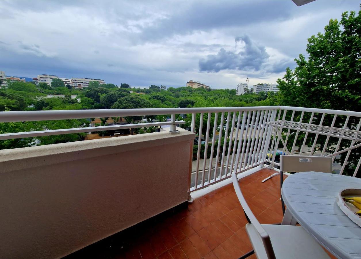 Апартаменты Apartamento Mar Del Priorat Салоу Экстерьер фото
